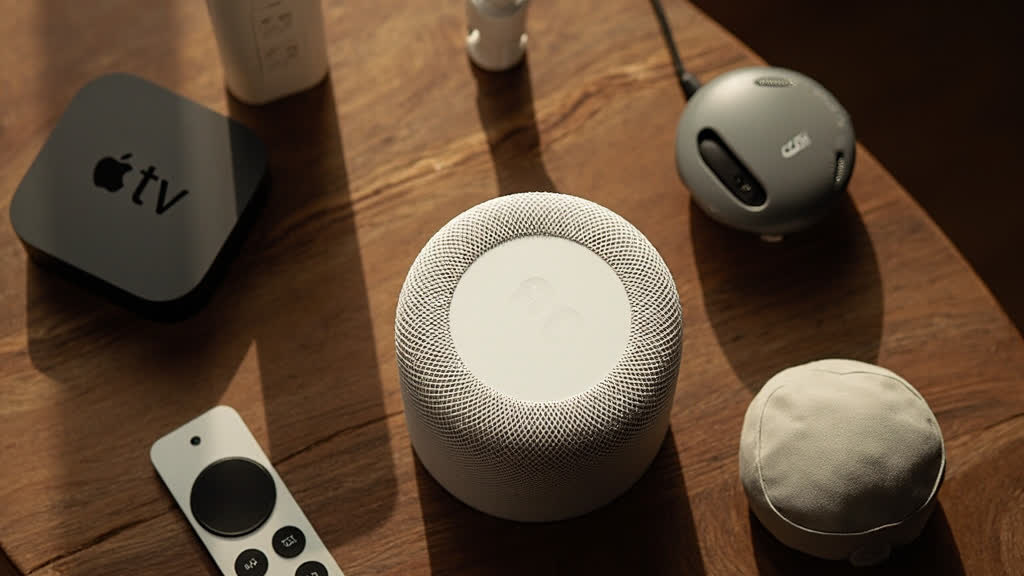 Apple smart home devices including HomePod and smart accessories Apple smart home devices including HomePod and smart accessories